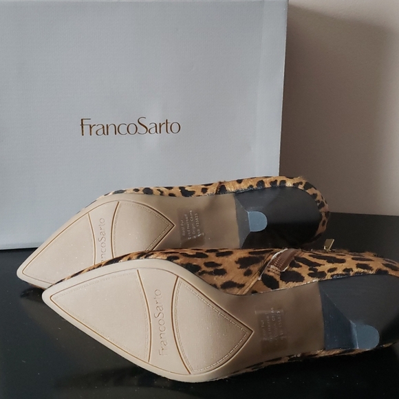 Franco Sarto, Delighted Bootie - Picture 7 of 7